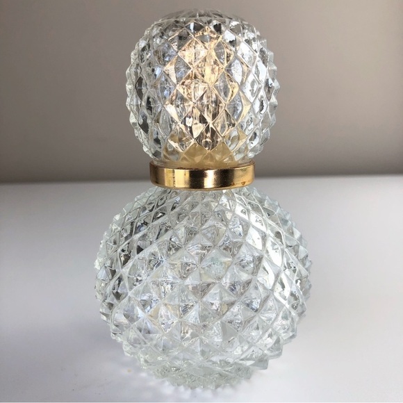 Faceted cut glass decorative perfume bottle - Picture 1 of 4